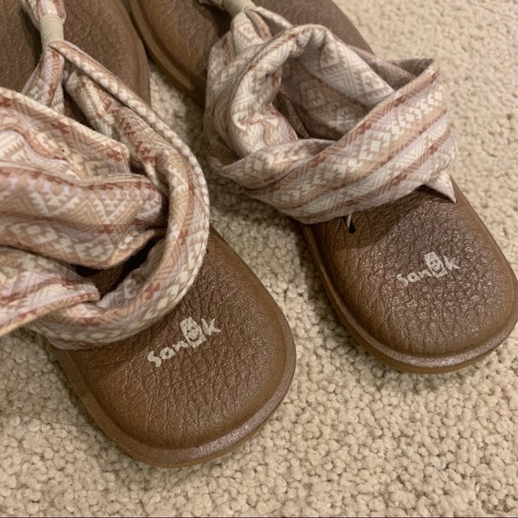 ✨ SANUK YOGA SLING SANDALS ✨ - Picture 3 of 5